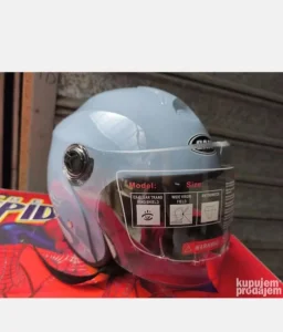 Motoristička kaciga