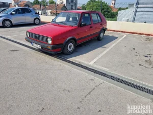 Volkswagen Golf 2