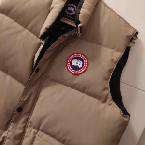 Canada Goose prsluk