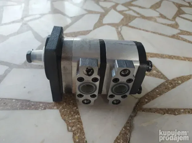 Hidraulicna dupla pumpa Class Dominator