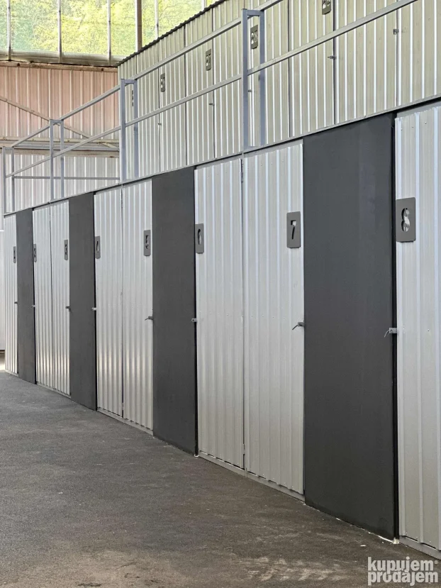 Pastroviceva 1, Sajam, 8 m²