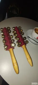 Par četvororednih zvečki /made in Spain