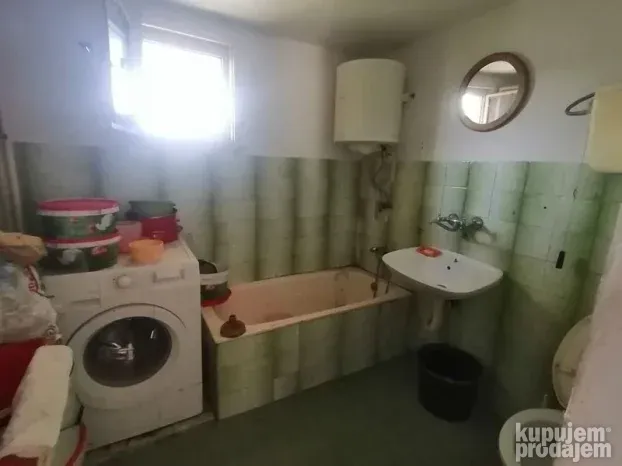 Vikend kuća, 151m2, Popovica