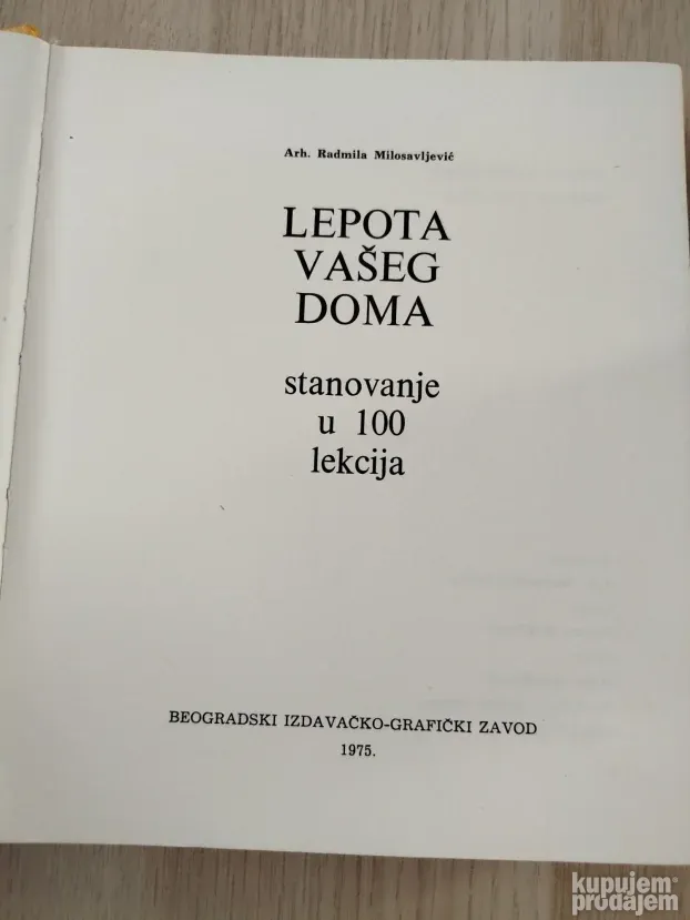 Retro knjiga Lepota vašeg doma iz 1975