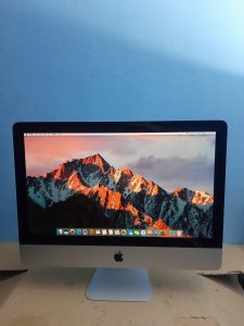 Hitno! Apple iMac 21,5" A1311 i5 2,7GHz/4gbddr3/1Tb/HD6770