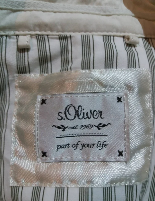 Ženski kaputic  s.Oliver veličine 38