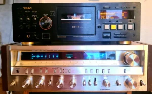Teac V8030