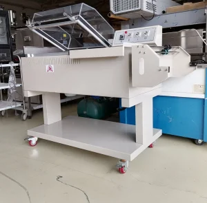 Pakerica sa termoskupljajućom folijom Italy line BSF-5540