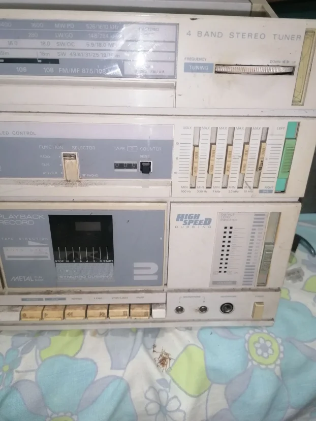 Telefunken compact studio hp 204, nije fiksno