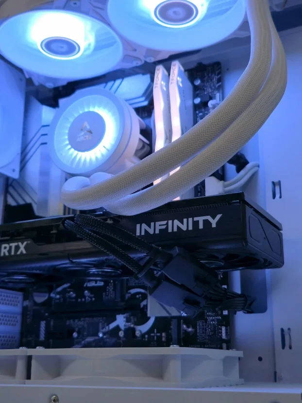 Intel i5 13600K RTX 5070 Z790 64GB 1TB - SM065PC