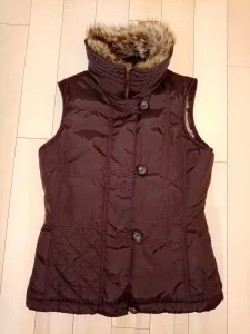 TOMMY HILFIGER vrhunski zenski prsluk S