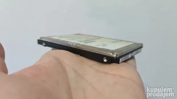 Hard disk za laptop 40gb (100% health) BR.11