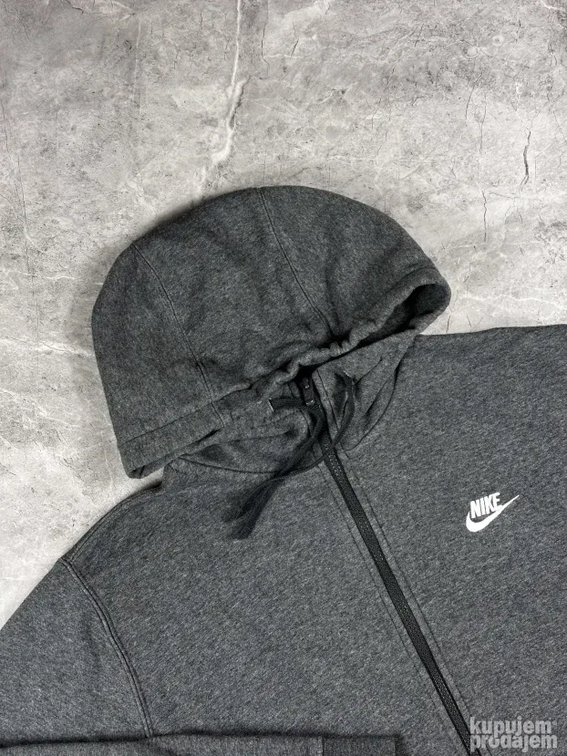 Nike Duks