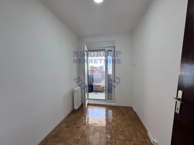 Nova Detelinara, 2.5, 65 m²