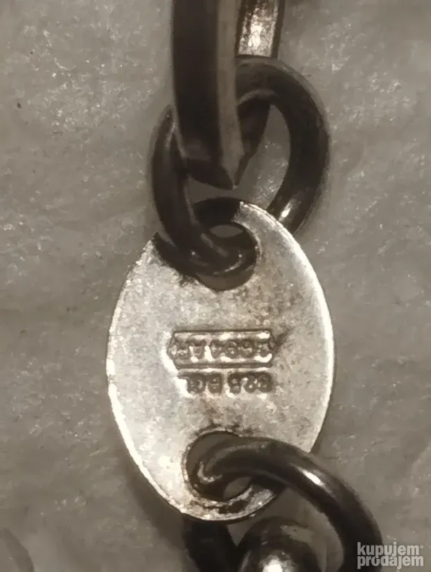 Srebrna zenska narukvica 18cm duzine-19.3gram