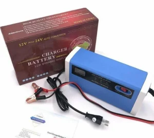Punjac za Akumulator 12 / 24V 10A Automatic