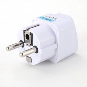 Univerzalni strujni adapter utikač EU / US + UK + AU