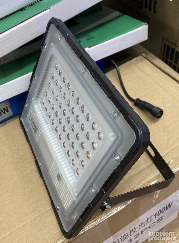 REFLEKTOR SA PANELOM 100w solarna rasveta spoljna upotreba