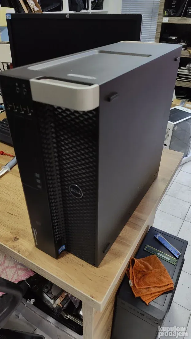 Dell Precision T3610 Xeon E5-1620 40gb RX480 8gb ssd+hdd