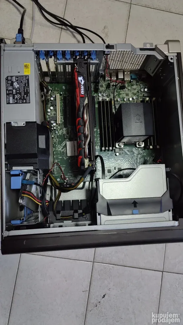 Dell Precision T3610 Xeon E5-1620 40gb RX480 8gb ssd+hdd