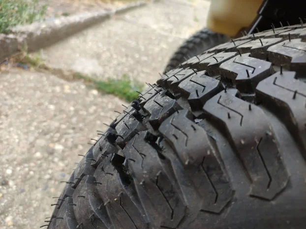 Husqvarna TS 348 dx NOVO traktor