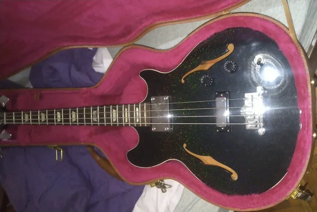 Gibson Midtown Signature bas gitara, 2014, USA, sa koferom