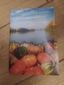 Pogled sa vrha Ludaje - Turisticki vodic severnog banata