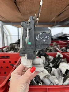 Fiat Punto 2 5v brava u vratima prednja elektronska