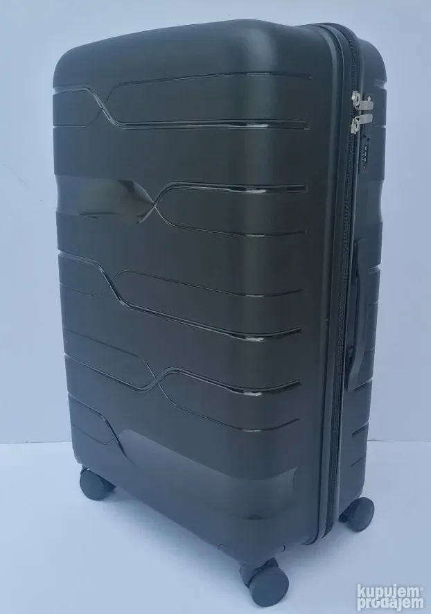 RASPRODAJA Veliki kofer od polipropilena model PP 004 crni