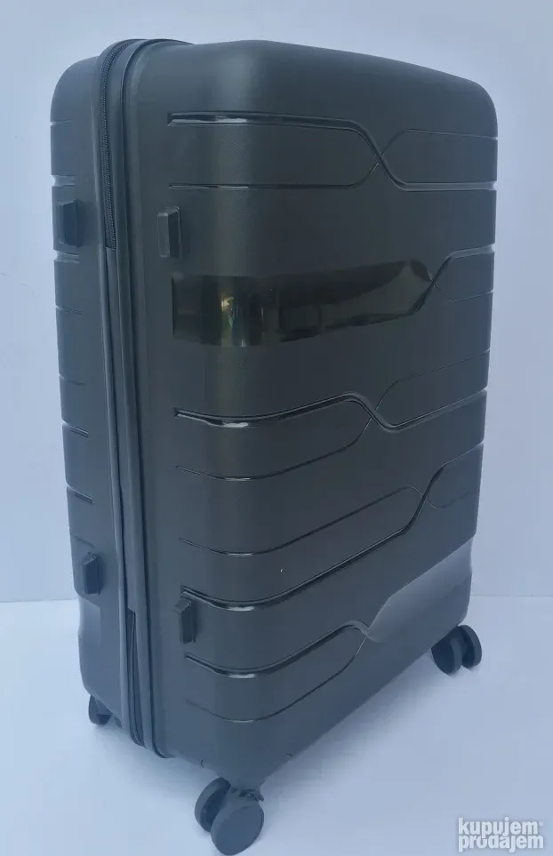 RASPRODAJA Veliki kofer od polipropilena model PP 004 crni