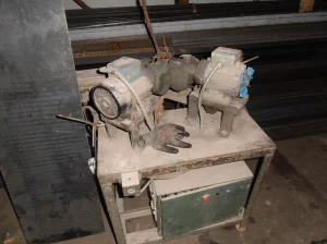 ger masina i masina za secenje metala ne kompletna