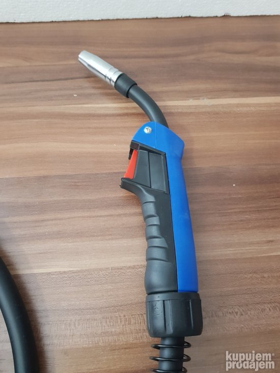 Pistolj crevo za aparate koji koriste CO2