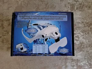 Lupa Naocare Sa Led Svetlima Uvecanje do 3.5x