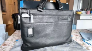 PIQUADRO poslovna torba