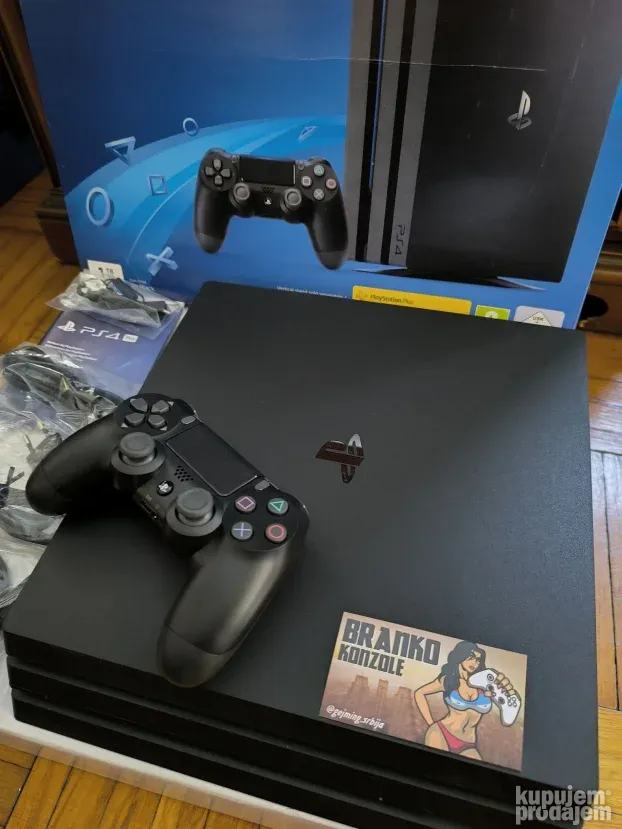 Sony PS4 PRO 2TB CUH 7216 kao NOVO KupujemProdajem