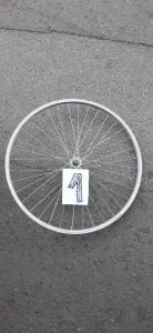 Polovan prednji točak 26" redni broj 1