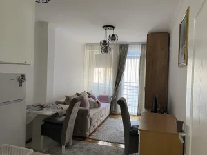 Nova Detelinara, garsonjera, 23m2