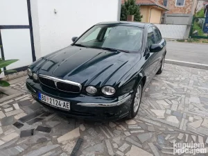 Jaguar X-Type