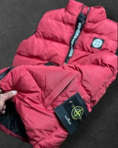 Stone Island nov