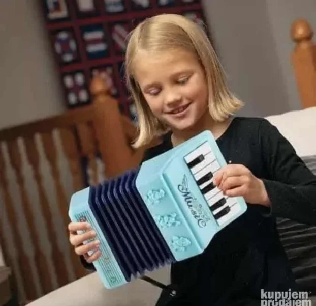 Harmonika za decu Dečija harmonika Igracka koja svira