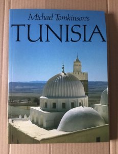 TUNIS - knjiga o Mediteranskoj državi, in english