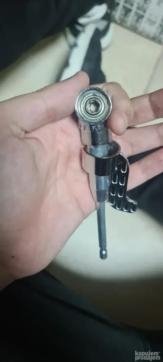 Ugaoni vičanik većih dimenzija, ugaonik za bušilicu