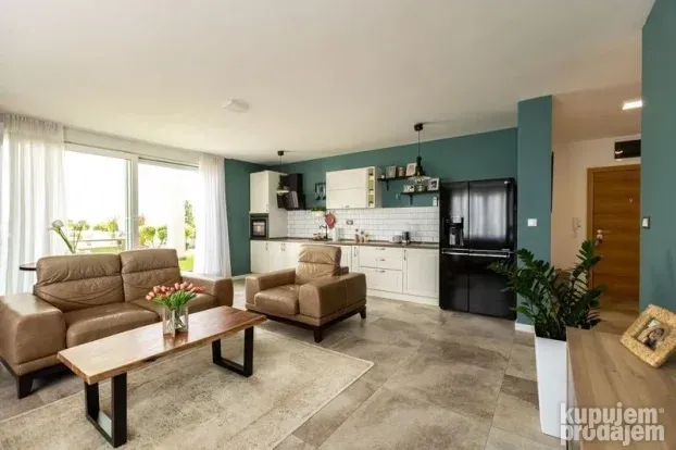 Četvorosoban - 146m2 - Telep - 511677