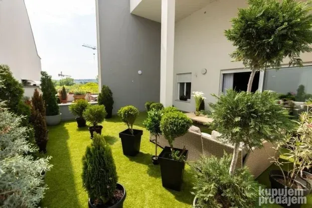 Četvorosoban - 146m2 - Telep - 511677