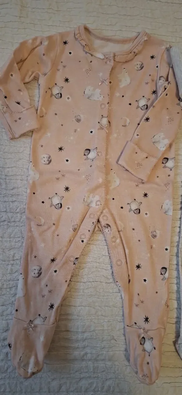 Paket stvari za bebu devojcicu 6-9m