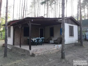 Izdajem vikendicu na Dunavu kod Golupca
