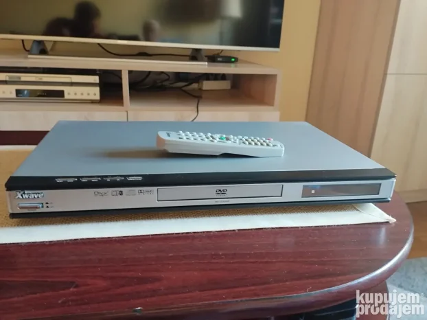 LG VCR i Xwave DVD