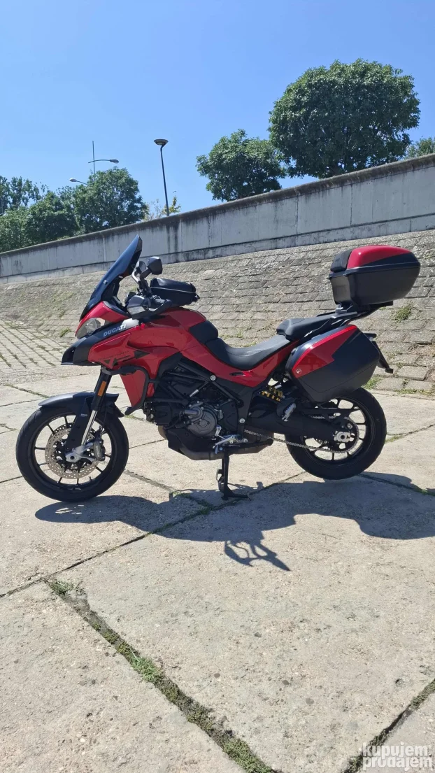 ducati multistrada v2