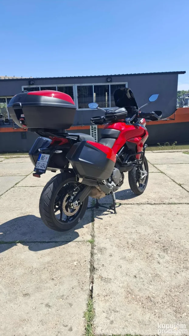 ducati multistrada v2