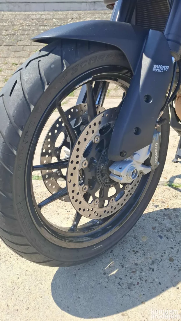 ducati multistrada v2